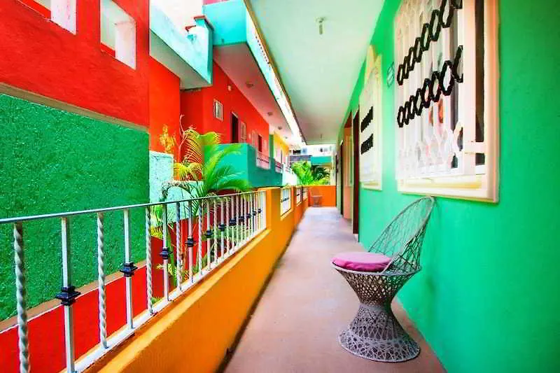 Beach House Hotel 普拉亚卡门